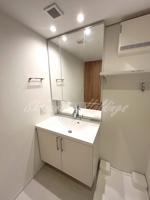 洗面設備　人気の独立洗面台♪