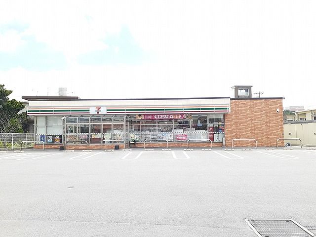 コンビニ　セブンイレブン石川曙2丁目店（コンビニ）まで400m