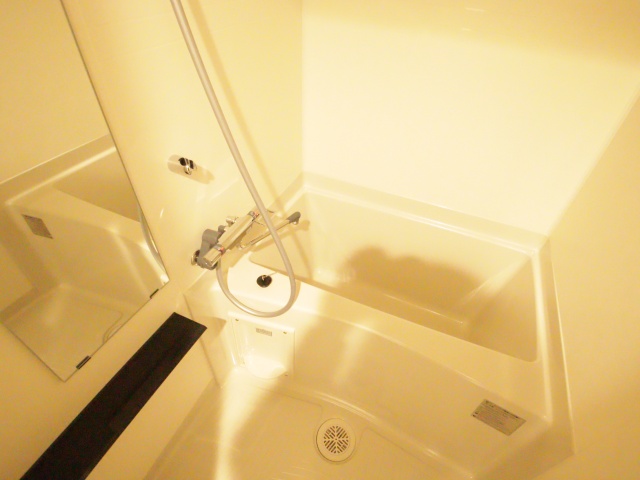 バス・シャワールーム　※別室の参考写真の為、現況優先です。