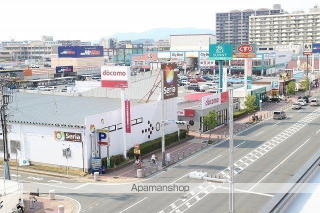 その他　ウエストコート（その他）まで318m