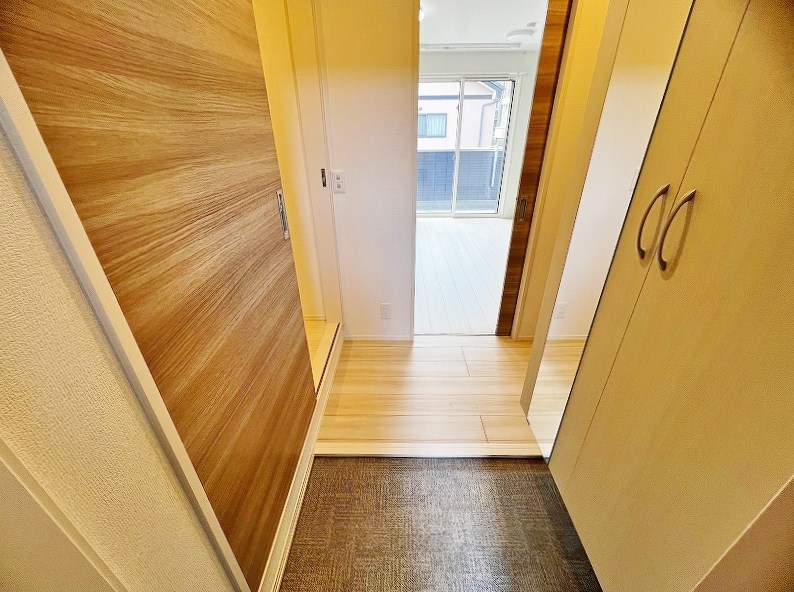 玄関　★来客者からのプライバシーを守る玄関ホール★