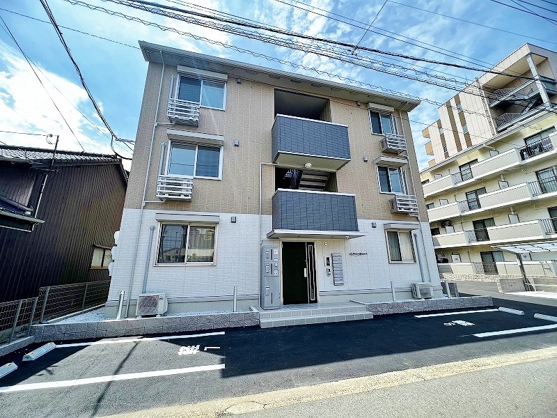 建物外観　★外観★