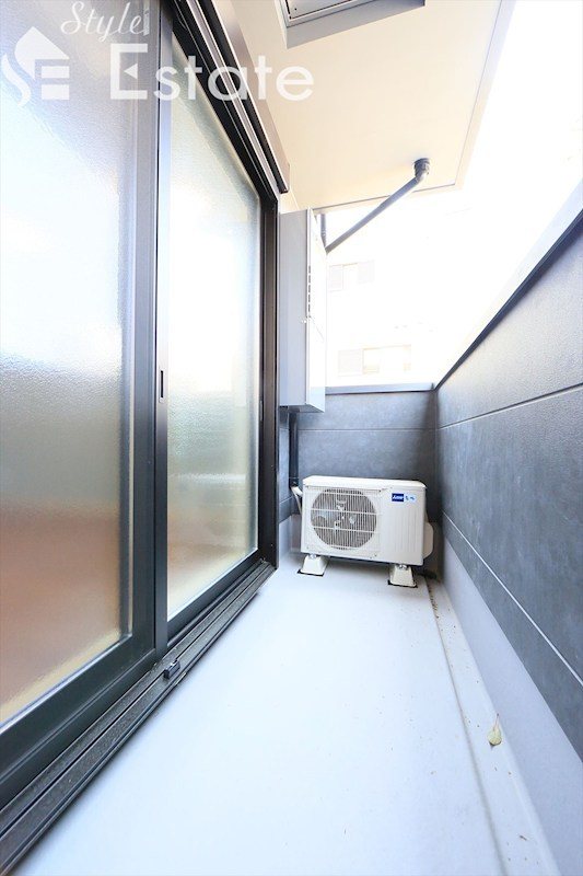 バルコニー　同仕様内装