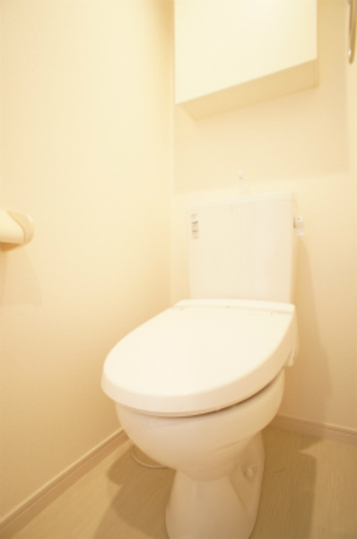 トイレ　清潔感のあるトイレです