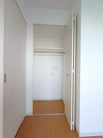 収納　プライムアーバン中野上高田