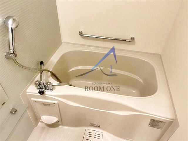 バス・シャワールーム　お風呂です。