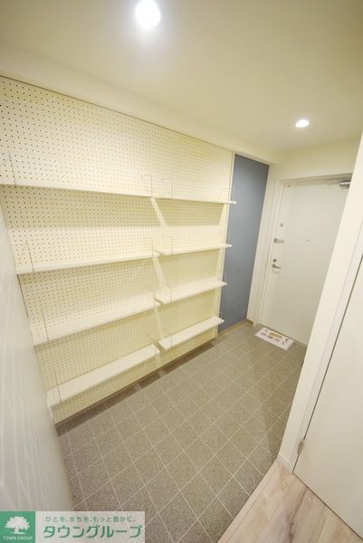 玄関　エントランス