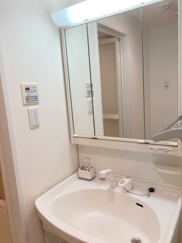 洗面設備　カトルセゾン