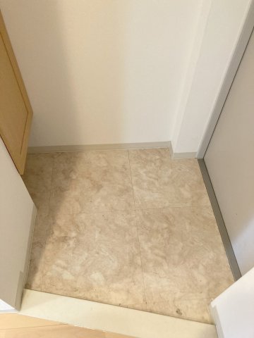 玄関　カトルセゾン