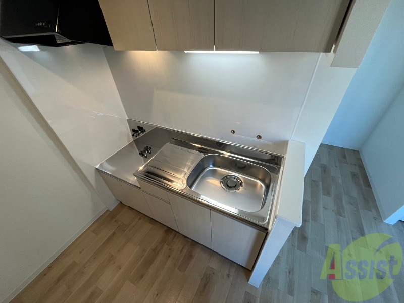 キッチン　キッチンです。ご自身でコンロを設置していただけます。