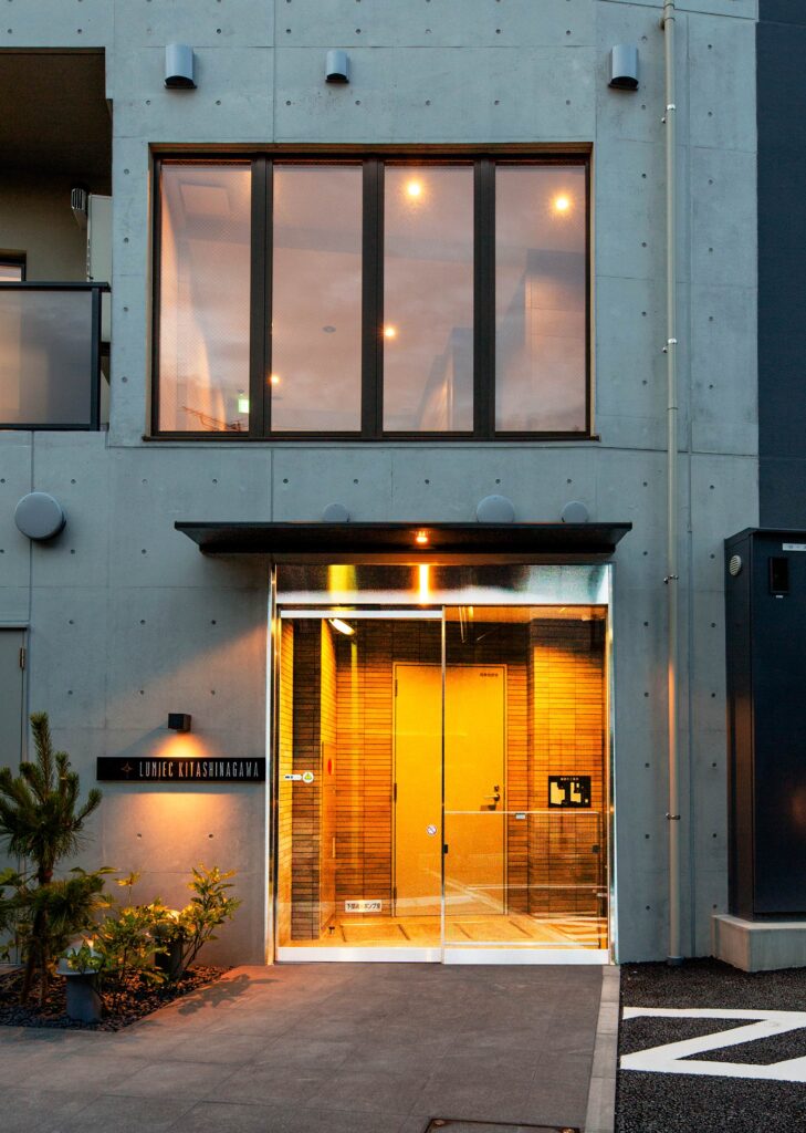 エントランス　エントランス