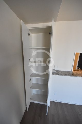 収納　ザ・セントラルマークタワー　物入