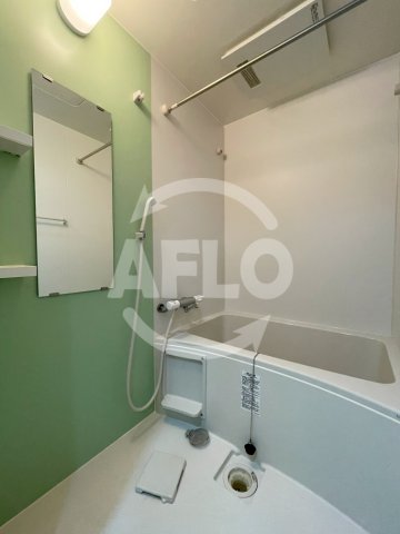 バス・シャワールーム　ケーアイコート南田辺　浴室