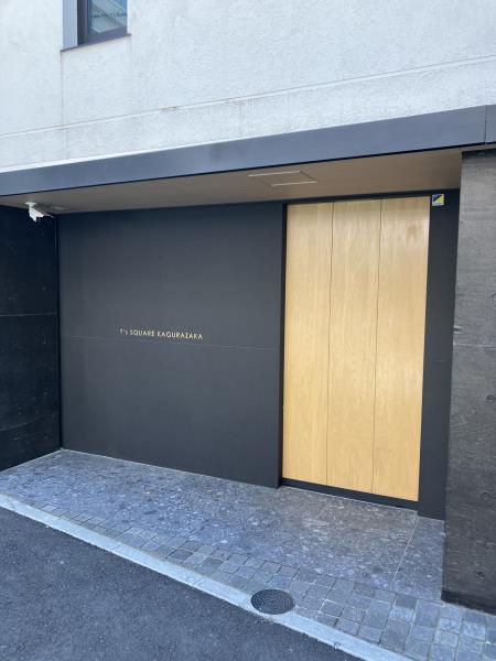 建物外観　外観は落ち着いています