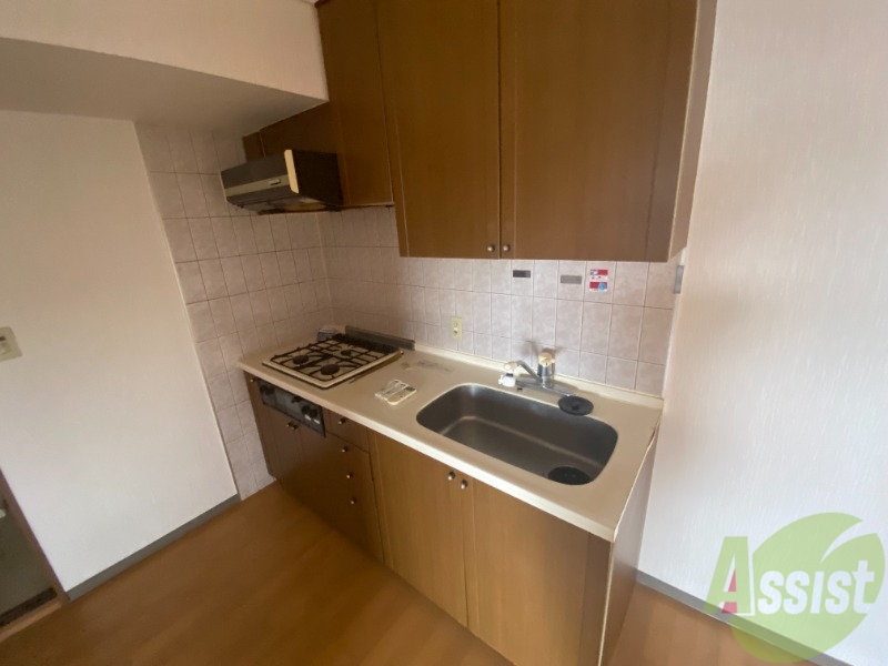 キッチン　キッチンはシンクも広く使い勝手が良さそうです。