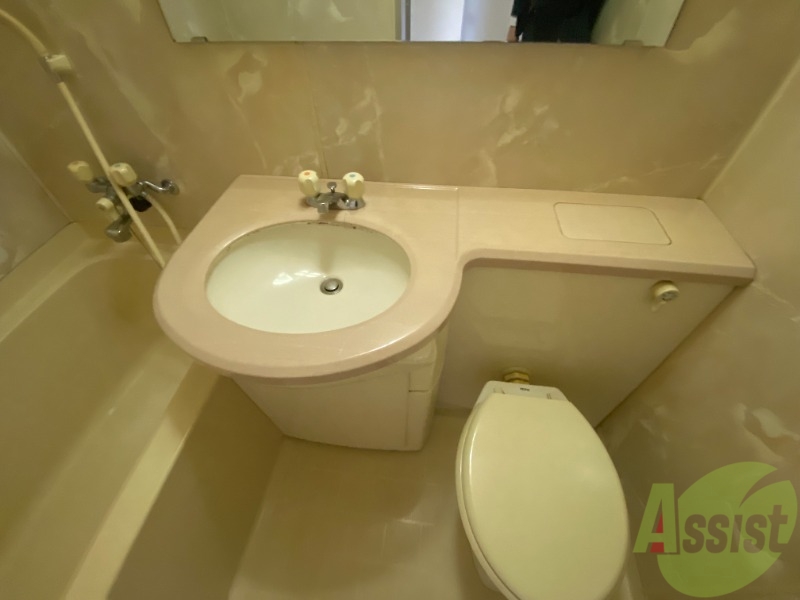 洗面設備　洗面台はこちら。毎朝の身支度はこちらでどうぞ。