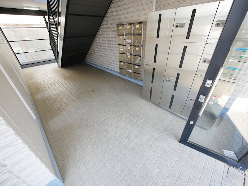 エントランス　宅配ボックス・郵便ポスト