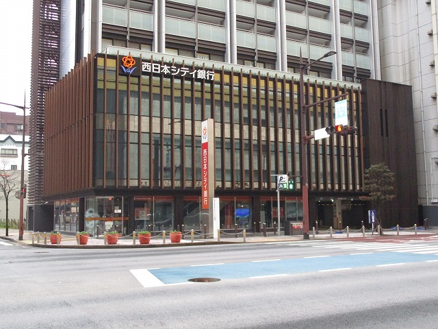 銀行　西日本シティ銀行室町支店（銀行）まで496m