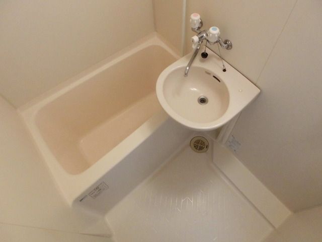 バス・シャワールーム　NULL