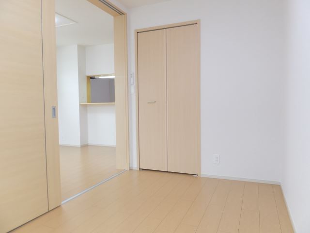 その他部屋・スペース　南側の居室です。