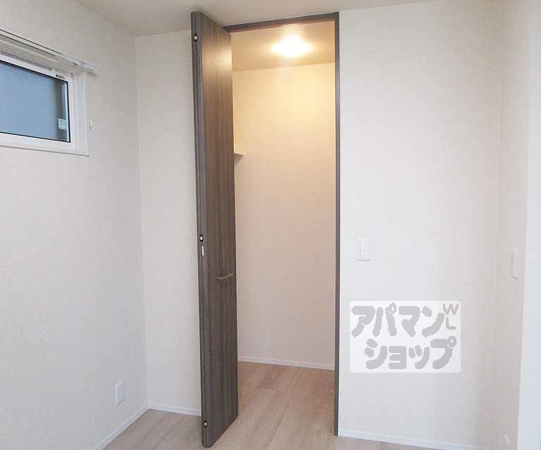 収納　１０３号室の写真です。