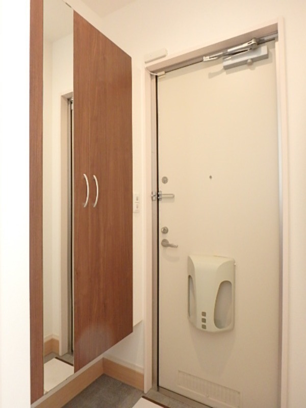 玄関　図面と現状に相違がある場合には現状を優先