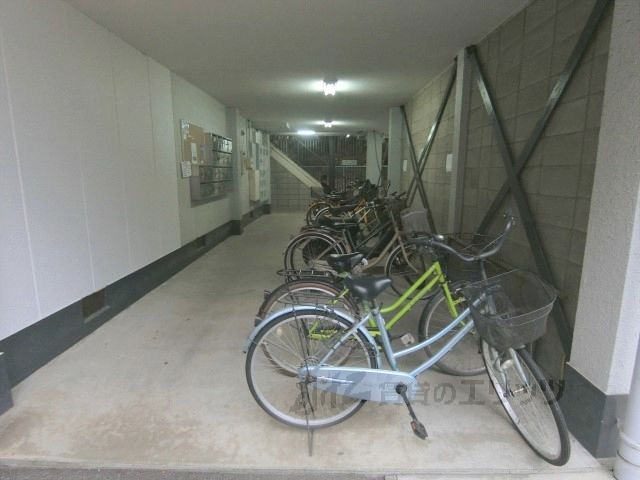 駐車場　駐輪場