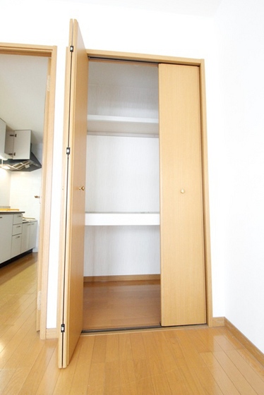 収納　※別部屋の写真です