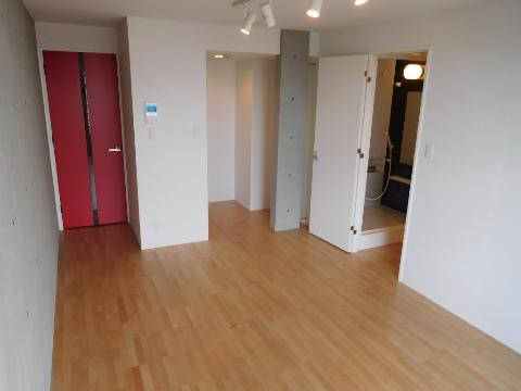 居室・リビング　室内