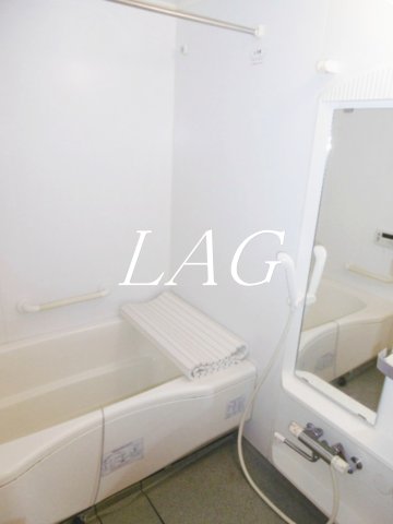 バス・シャワールーム　お風呂です。