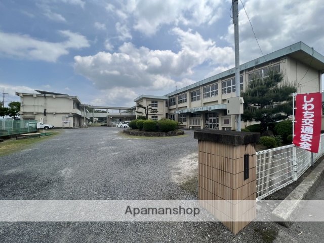 小学校　都城市立丸野小学校（小学校）まで2951m