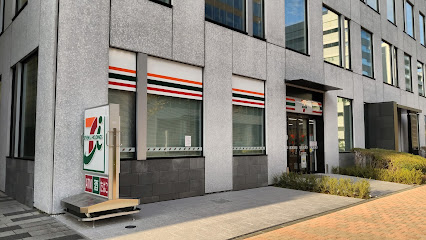 コンビニ　セブンイレブン 野村不動産新横浜ビル店（コンビニ）まで374m