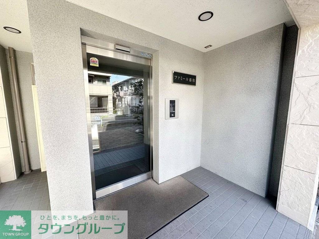 エントランス　エントランス