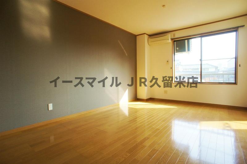 居室・リビング　ソレイユ諏訪野のゆったり過ごせるリビングです