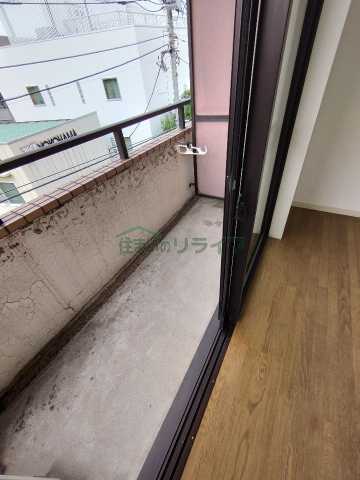 バルコニー　別部屋同タイプ部屋の参考写真となります。