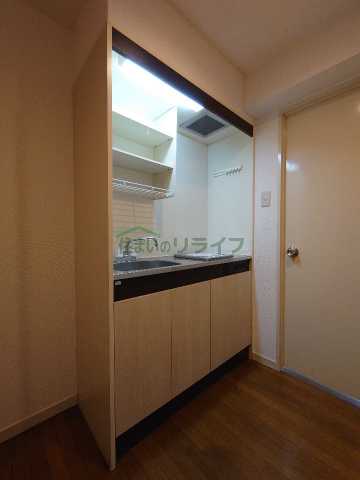 キッチン　別部屋同タイプ部屋の参考写真となります。