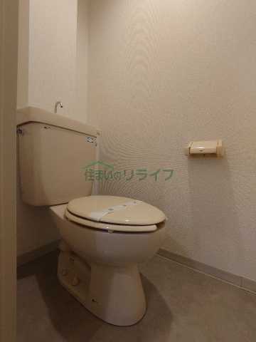 トイレ　別部屋同タイプ部屋の参考写真となります。