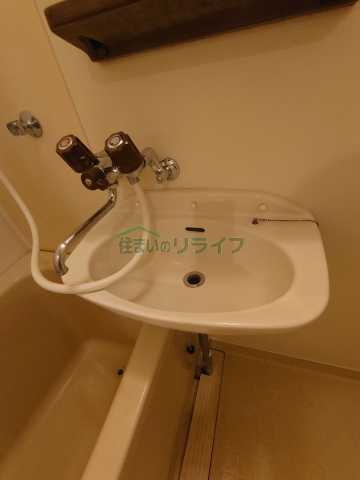 洗面設備　別部屋同タイプ部屋の参考写真となります。