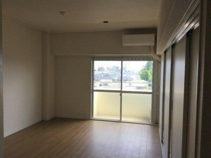 居室・リビング　図面と現状に相違がある場合には現状を優先