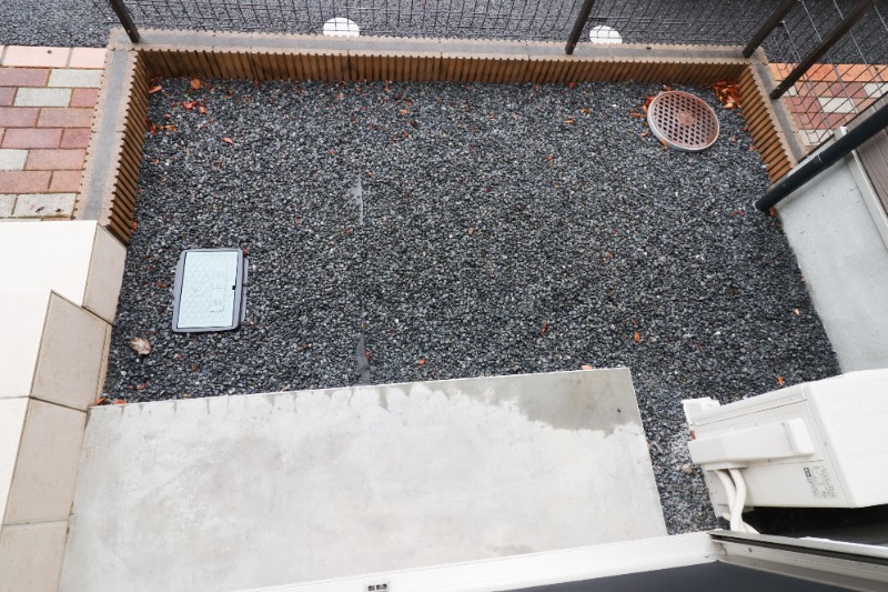 庭　図面と現状に相違がある場合には現状を優先