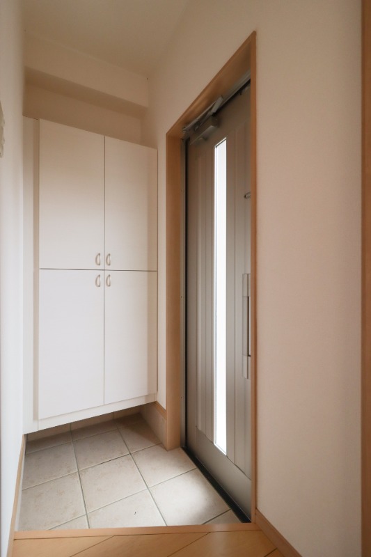 玄関　図面と現状に相違がある場合には現状を優先