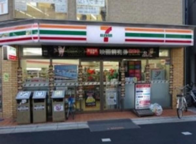 コンビニ　セブンイレブン世田谷下高井戸店（コンビニ）まで447m