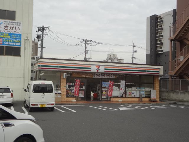 コンビニ　セブン‐イレブン／八幡熊手２丁目店（コンビニ）まで220m