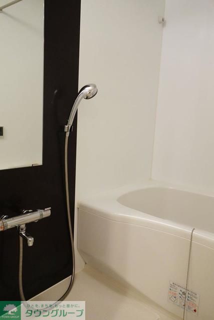 バス・シャワールーム　※写真は同タイプ住戸です。