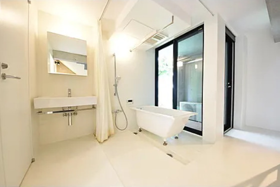 バス・シャワールーム