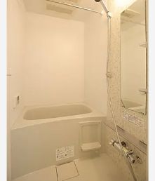 バス・シャワールーム　ゆったり過ごせるお風呂です