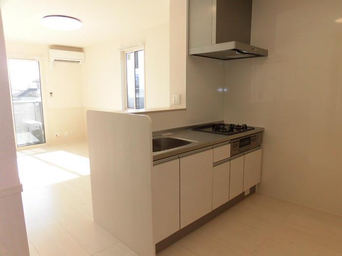 キッチン　ガスコンロ付きなので持ち込み不要