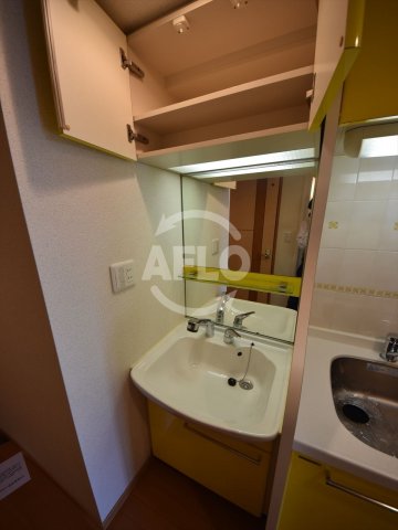 洗面設備　プレサンス本町リアルシティ　独立洗面台