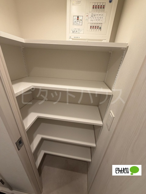 玄関　シューズボックス