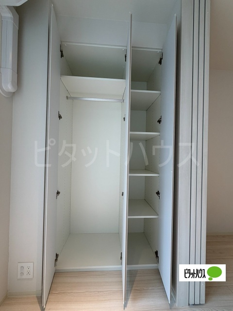 収納　クローゼット